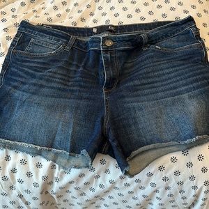 KUT from the Kloth denim shorts